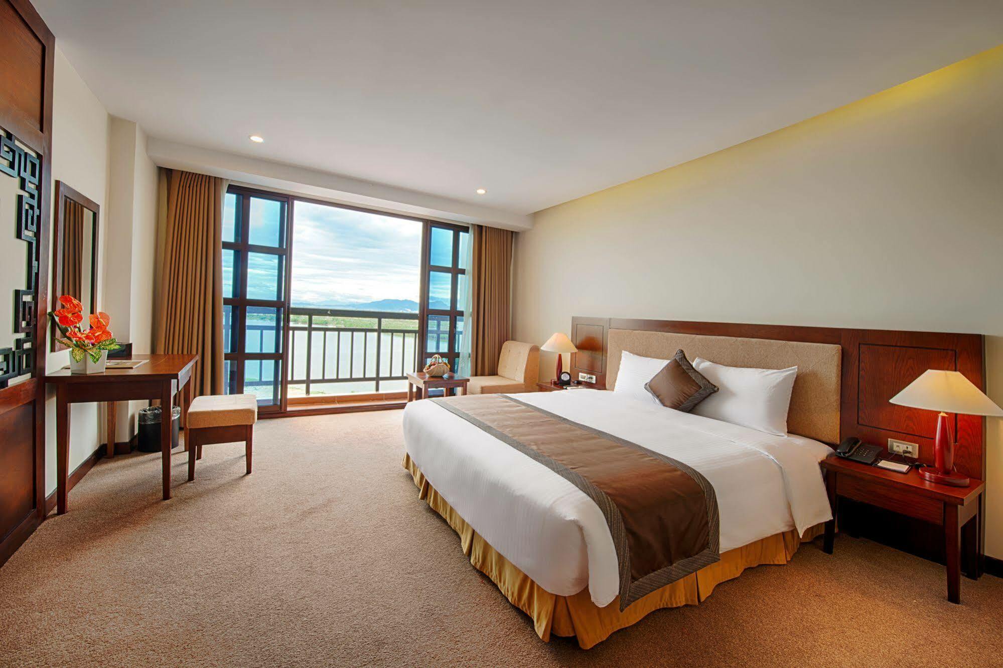 Muong Thanh Holiday Hoi An Hotel Exterior foto